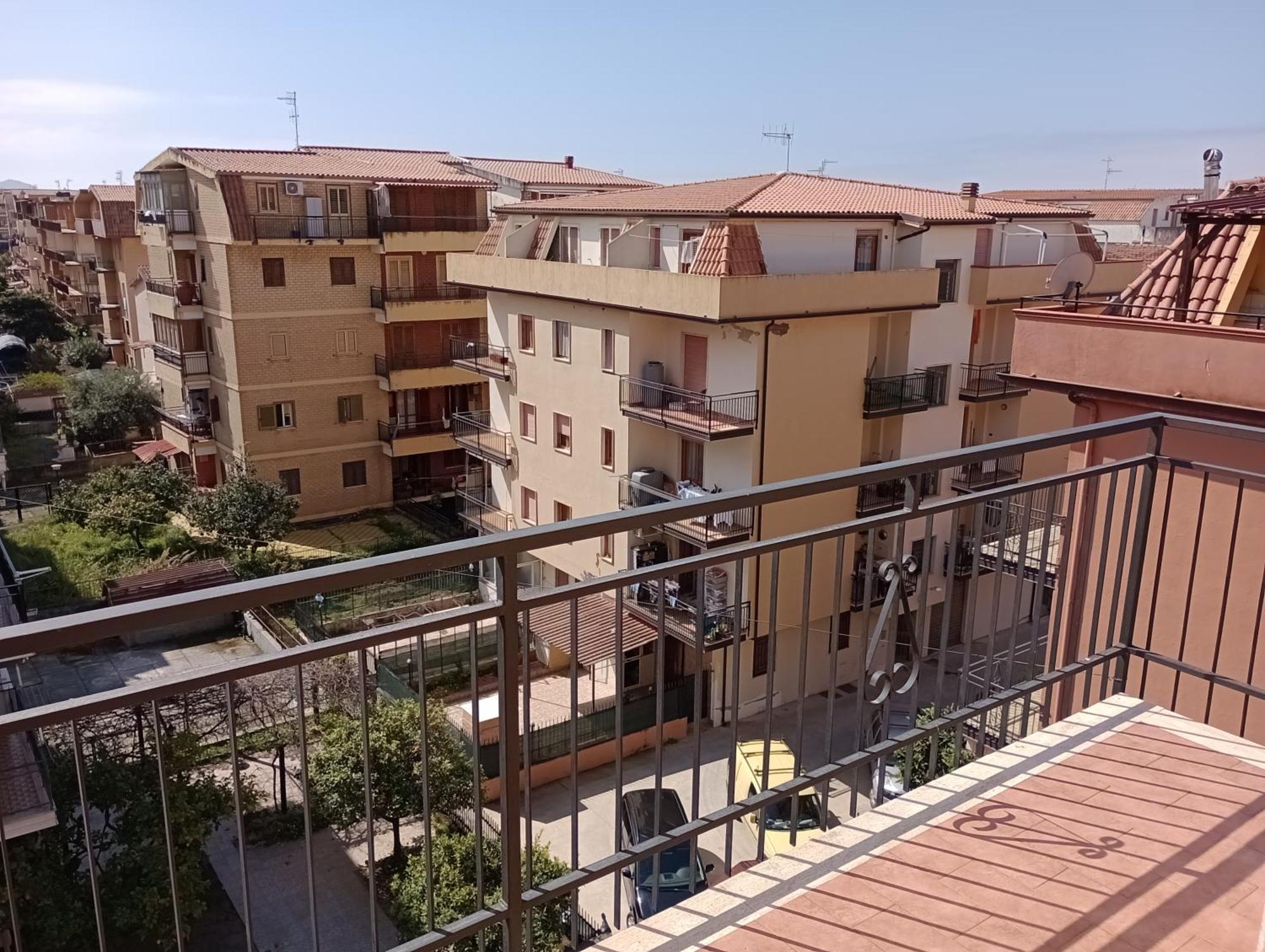 Appartamento Via Mancini Scalea Ngoại thất bức ảnh